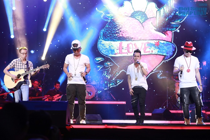 Phương Mỹ Chi lập kỷ lục ở Bài hát yêu thích