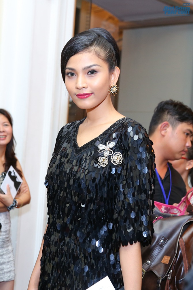 Trấn Thành, Trương Thị May thân mật trong sự kiện