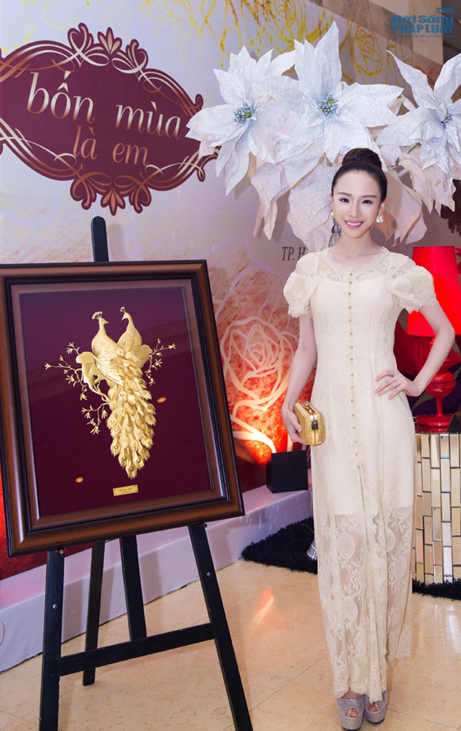 Giáng My lộng lẫy, kiêu sa trong đêm thơ nhạc gây quỹ vì biển đảo