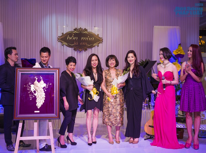 Giáng My lộng lẫy, kiêu sa trong đêm thơ nhạc gây quỹ vì biển đảo