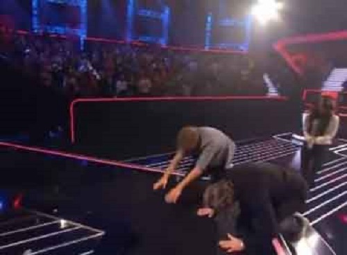 Clip: Giám khảo The Voice Kids Đức vái lạy thí sinh 8 tuổi Clip: Giám khảo The Voice Kids Đức vái lạy thí sinh 8 tuổi