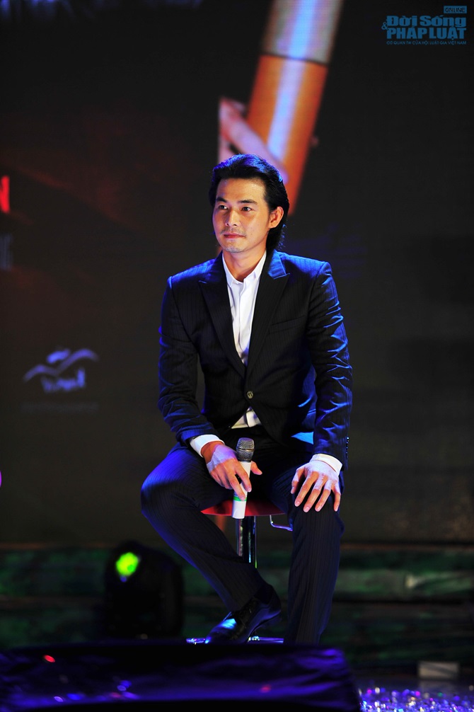 Đàm Vĩnh Hưng chi 18 tỷ tiền dưỡng già đầu tư cho “Hiệp sĩ mù”