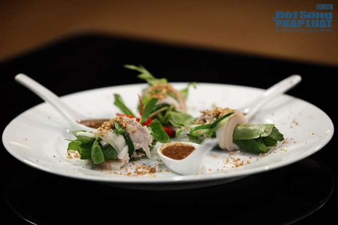 Vua đầu bếp tập 10: Thanh Dương bị loại vì phung phí nguyên liệu Vua đầu bếp tập 10: Thanh Dương bị loại vì phung phí nguyên liệu