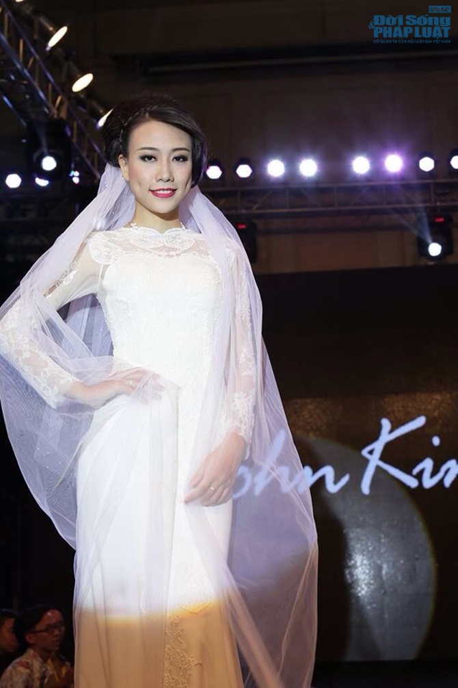 Phút trải lòng của thí sinh Hoa hậu Việt Nam 2014 Phút trải lòng của thí sinh Hoa hậu Việt Nam 2014