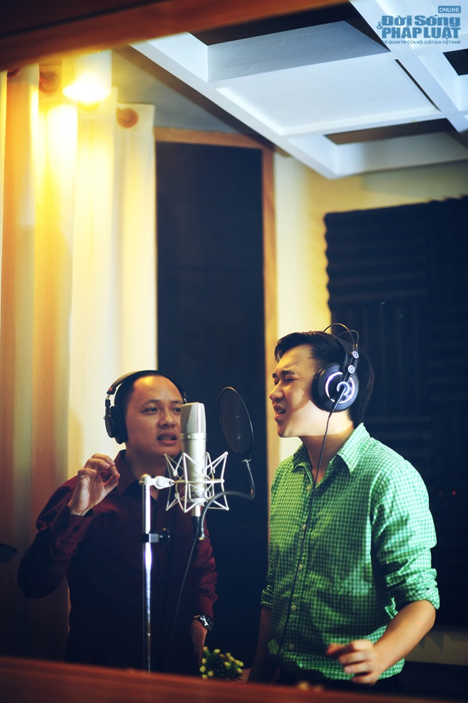 Dương Triệu Vũ thức trắng đêm để thu âm ca khúc mới