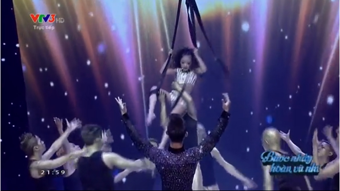 Trực tiếp Chung kết Bước nhảy hoàn vũ nhí: Thí sinh nhảy cùng GK Trực tiếp Chung kết Bước nhảy hoàn vũ nhí: Thí sinh nhảy cùng GK