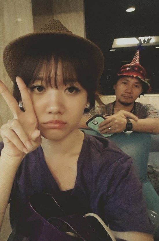 Lê Thúy hạnh phúc bên người yêu, Elly Trần Lê Thúy hạnh phúc bên người yêu, Elly Trần