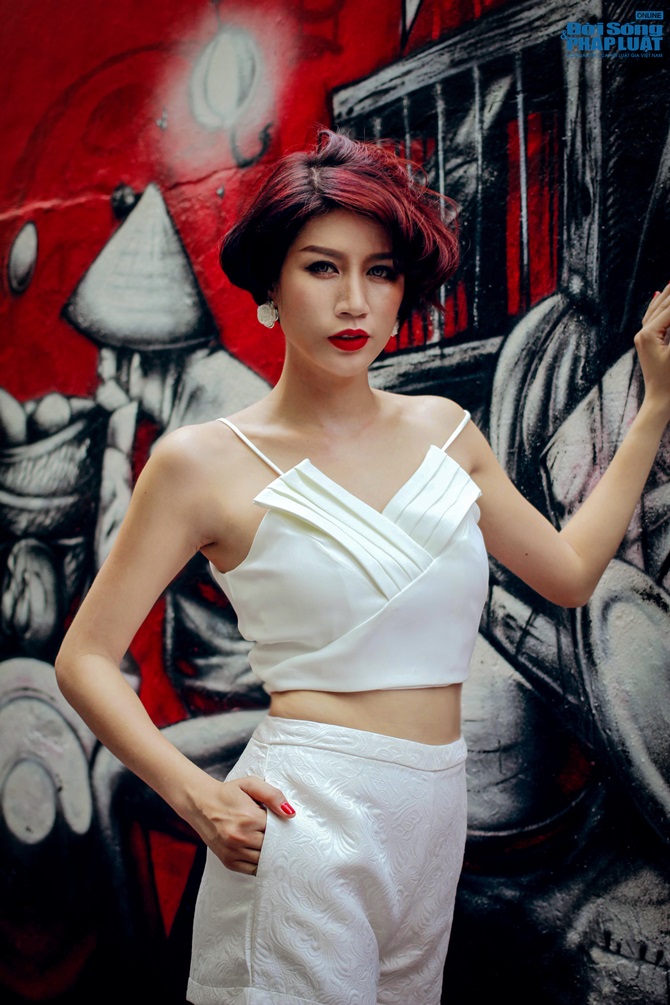 Mỹ “chột” Trang Trần mang Thu đến Sài Gòn