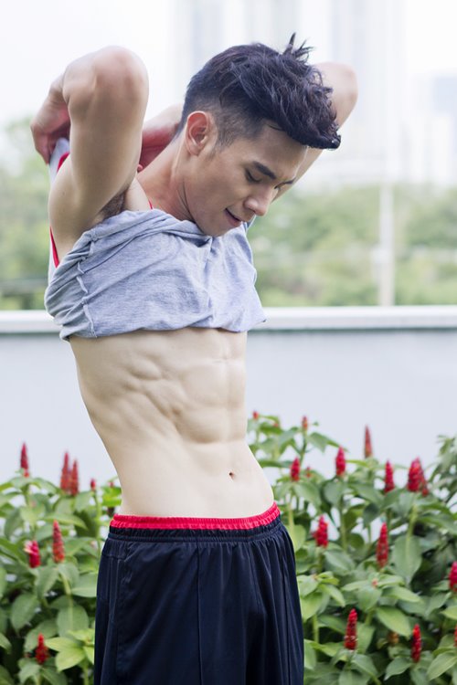 Sao nam sở hữu body chuẩn, cơ bụng 6 múi đẹp nhất Showbiz