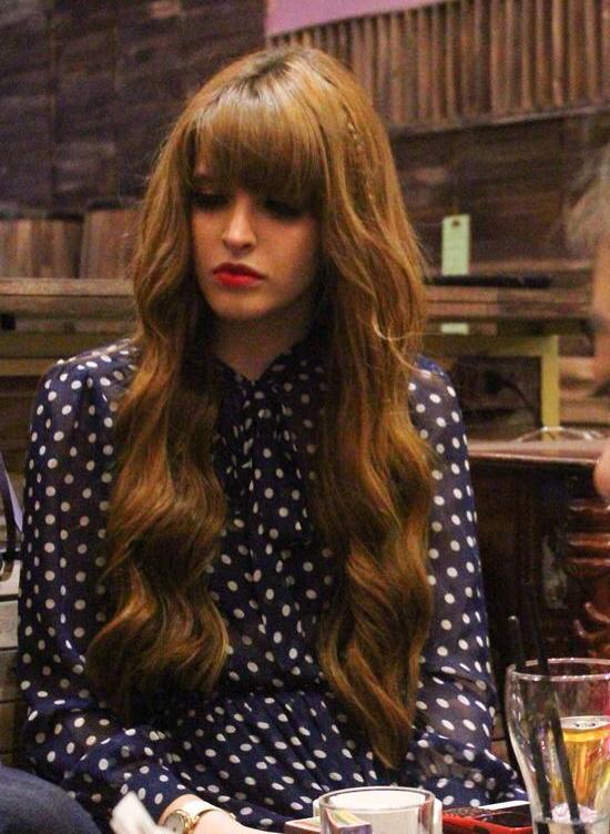 Elly Trần, Hà Anh khoe đường cong trùng trùng điệp điệp Elly Trần, Hà Anh khoe đường cong trùng trùng điệp điệp