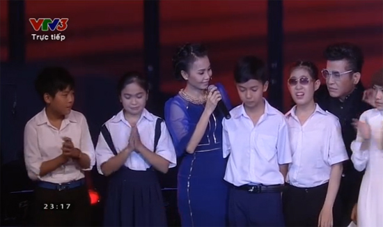 Đang trực tiếp liveshow 3 Giọng Hát Việt Nhí 2014 Đang trực tiếp liveshow 3 Giọng Hát Việt Nhí 2014