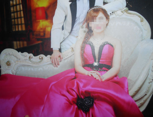 Hi hữu cô dâu ôm tiền vàng bỏ trốn sau khi cưới