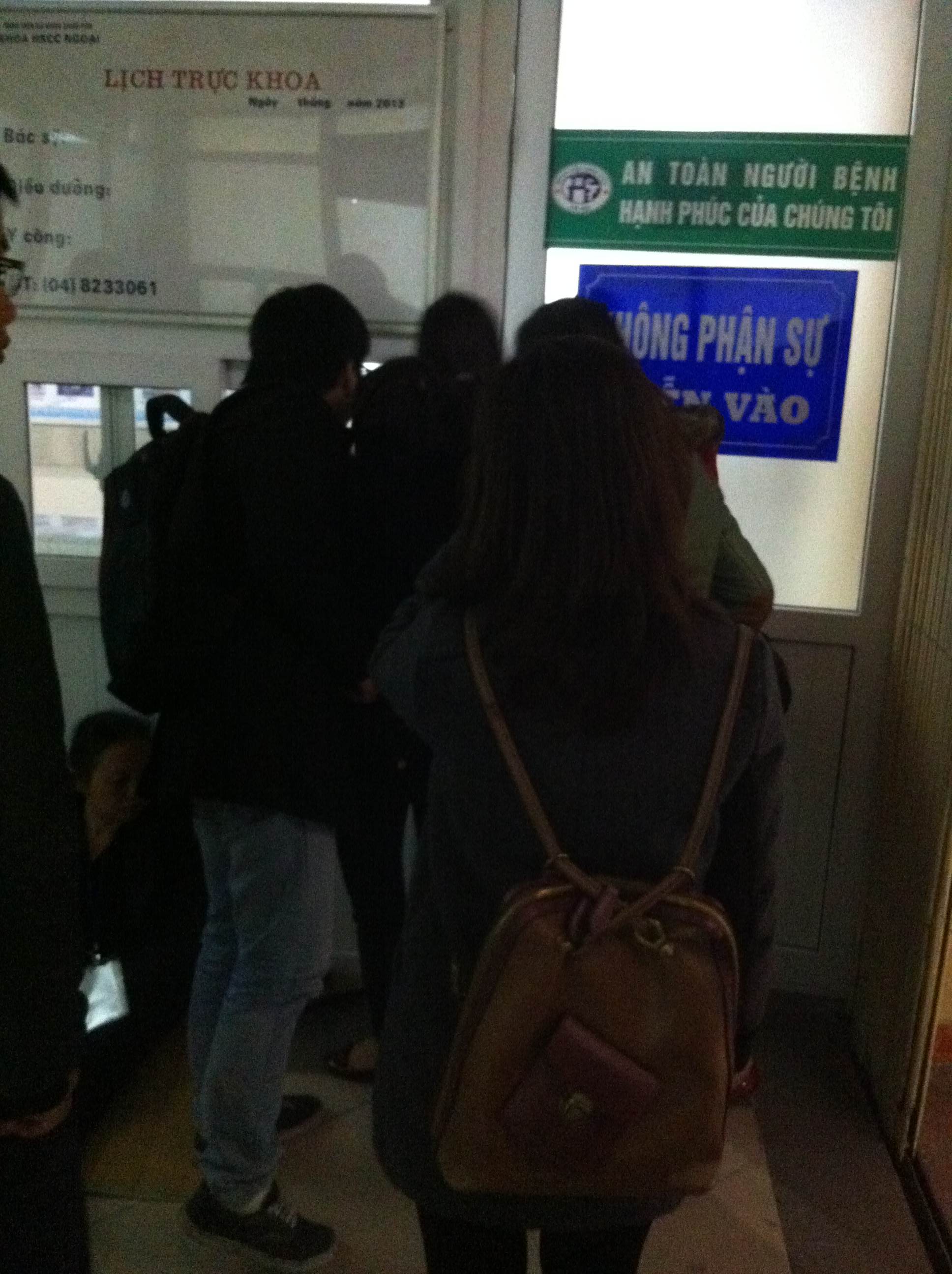 Vụ tai nạn ở Xã Đàn: Nữ sinh viên vẫn đang hôn mê sâu Vụ tai nạn ở Xã Đàn: Nữ sinh viên vẫn đang hôn mê sâu