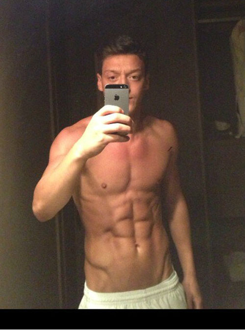 10 cơ bụng 6 múi đẹp nhất làng bóng đá