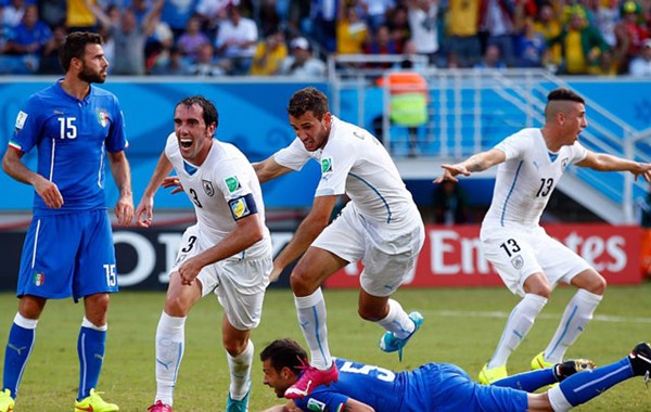 Uruguay 1-0 Italia (KT): Thua trận, Italia bị loại tức tưởi