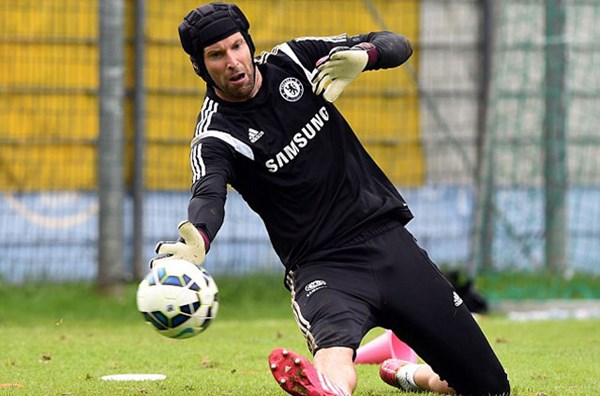 Chuyển nhương 10/8: Lộ 3 mục tiêu khủng của M.U, Torres bị bán