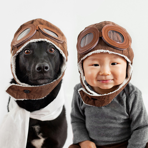 Bộ ảnh cực đáng yêu em bé và chú chó cưng