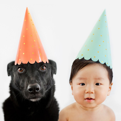 Bộ ảnh cực đáng yêu em bé và chú chó cưng