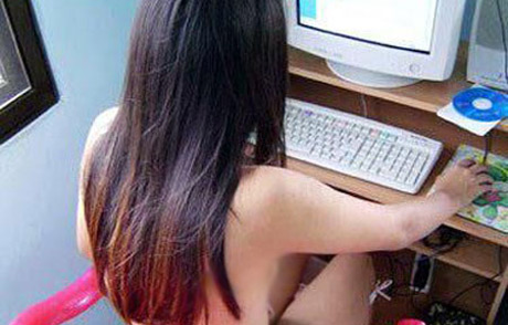 Bắt 58 kẻ chuyên dụ nạn nhân chat sex trên webcam rồi tống tiền