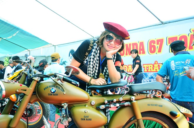 Hơn 1.000 chiếc Honda 67 tụ họp ở Quảng Ngãi