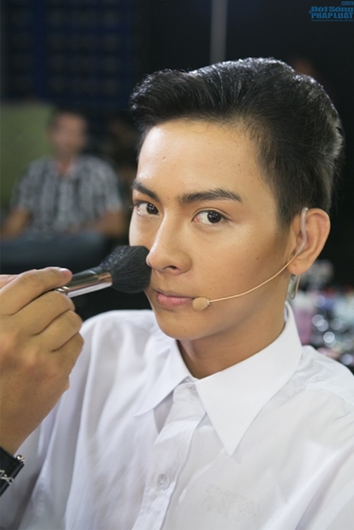 Gương mặt thân quen: Thúy Uyên kết đôi cùng Nguyễn Hưng Gương mặt thân quen: Thúy Uyên kết đôi cùng Nguyễn Hưng