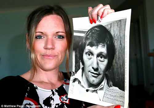 Kỳ diệu bố và con gái đoàn tụ nhờ Facebook sau 30 năm xa cách Kỳ diệu bố và con gái đoàn tụ nhờ Facebook sau 30 năm xa cách