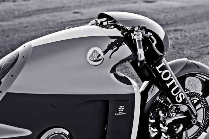 lotus-C-01-02