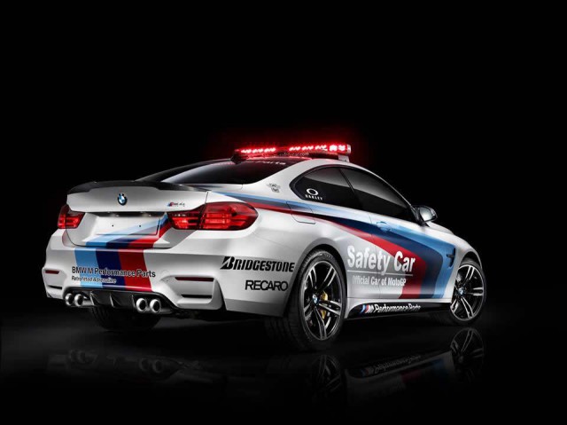 Xe-an-toan-BMW-M4-Coupe-MotoGP-2014-03