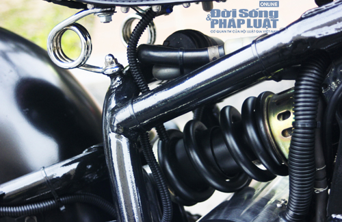 Honda Shadow độ Bobber cực ngầu của dân chơi Hà thành-08