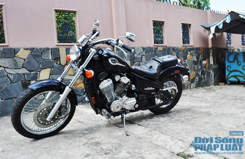 Honda Shadow độ Bobber cực ngầu của dân chơi Hà thành-21