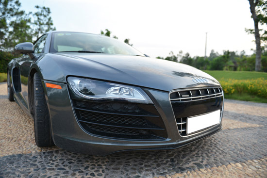 Audi R8 V10 - hàng hiếm tại Việt Nam