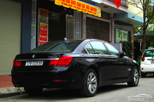 Về quê lúa Thái Bình ngắm dàn xe sang, biển độc triệu đô