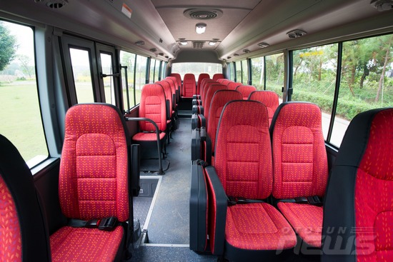 Daewoo Lestar khiến Hyundai County “nơm nớp” tại Việt Nam