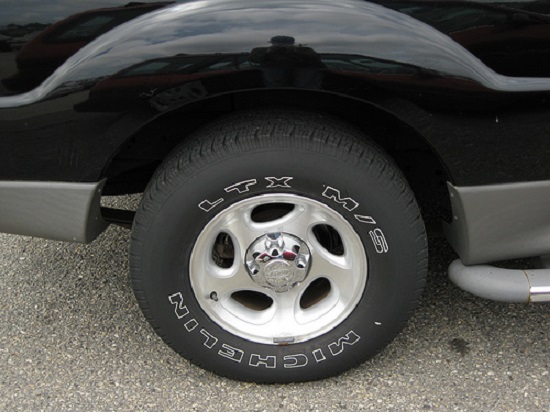 lop-xe-ban-tai-xe-suv-01