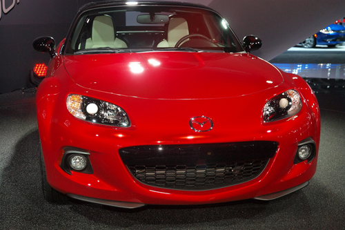 Mazda MX-5 Miata phiên bản 25 năm: Nhỏ, tài, xinh