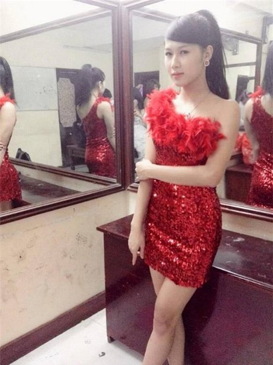 Hot girl chuyển giới Trâm Anh là ai?