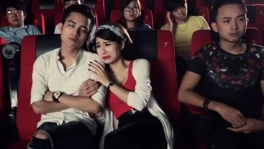 Clip hài hước: 16 tình huống thường gặp ở rạp chiếu phim