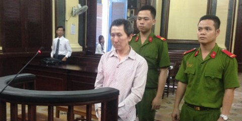  “Trâu già hám cỏ non” khiến người đàn ông giết hại cả con mình