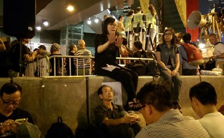 Trung tâm Hồng Kông lại tràn ngập người biểu tình