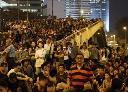 Trung tâm Hồng Kông lại tràn ngập người biểu tình