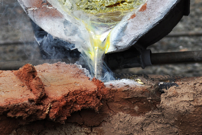 Hàng nghìn người chứng kiến đúc tượng Bồ Tát nghìn tay nghìn mắt