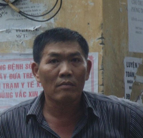 Cô gái may mắn thoát hiểm khỏi xế hộp đâm xuống ao sen Cô gái may mắn thoát hiểm khỏi xế hộp đâm xuống ao sen