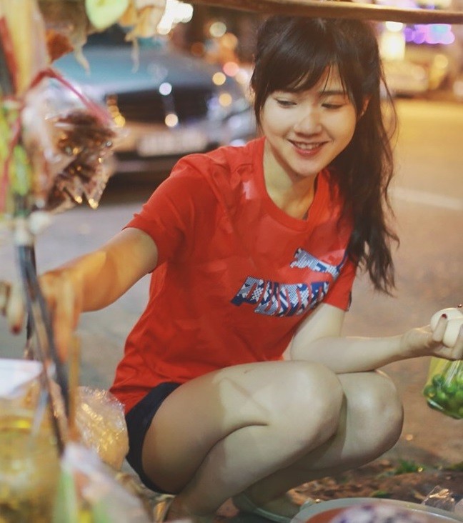 Vẻ đẹp “tựa tranh vẽ” của hot girl 9X Sài Thành