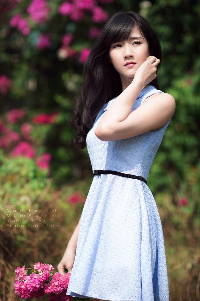 Vẻ đẹp “tựa tranh vẽ” của hot girl 9X Sài Thành