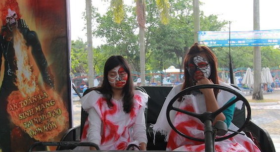 Rùng rợn Halloween 2014 với chủ đề “Con đường ma quỷ”