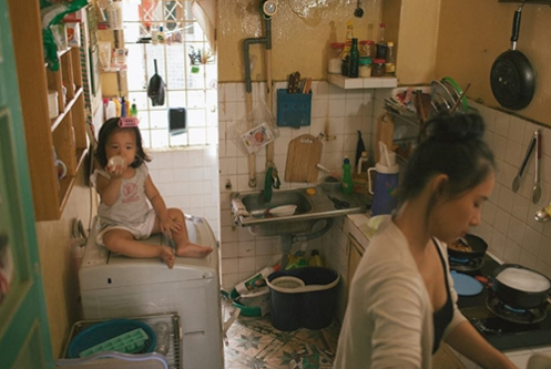 Xúc động với bộ ảnh mẹ đơn thân và con gái