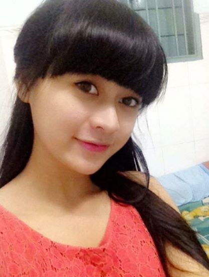 Nhan sắc tựa hot girl của cô giáo 9X “chao đảo” dân mạng Nhan sắc tựa hot girl của cô giáo 9X “chao đảo” dân mạng