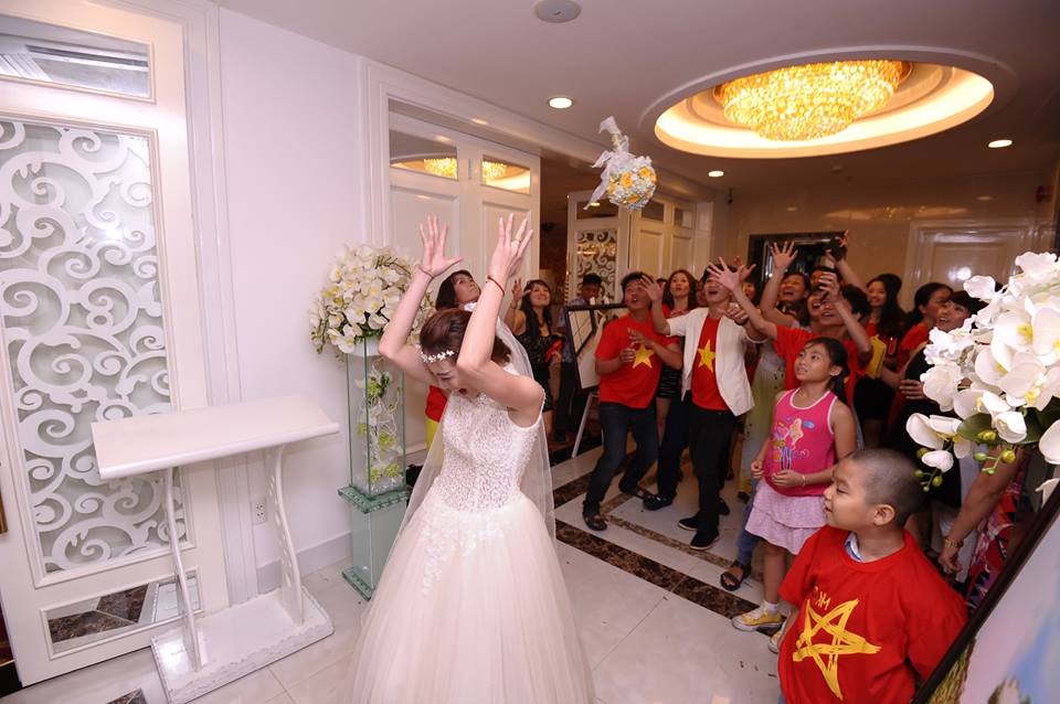 Ảnh cưới siêu hài hước của hot girl nhóm BB&BG