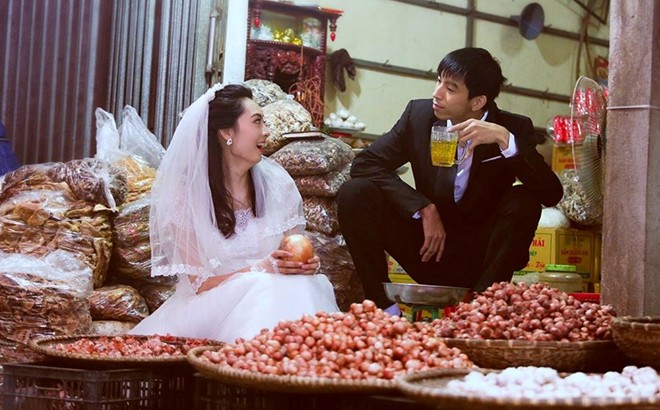 Những bộ ảnh cưới độc đáo, hài hước xem là muốn kết hôn