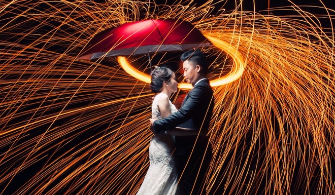 Những bộ ảnh cưới độc đáo, hài hước xem là muốn kết hôn